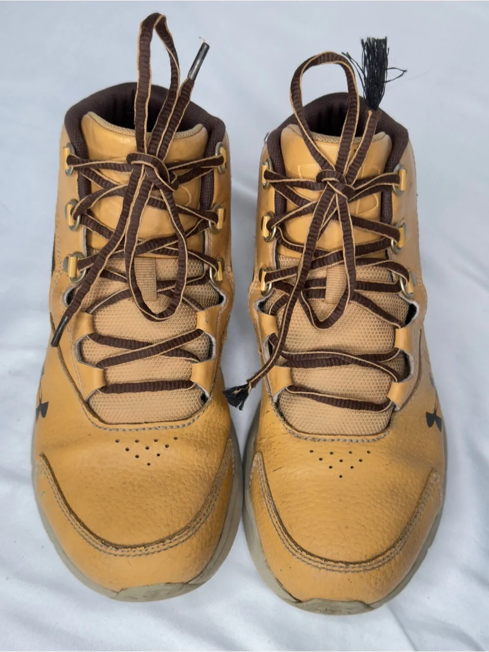 Under Armour Youth Hiking Boots Size 6Y Tan & Brown Lace Up Outdoor